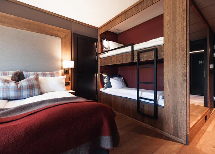 Hotell Vestlia 4*